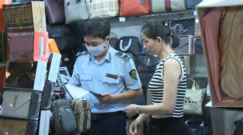 Hundreds of suspected fake fashion accessories seized at Ho Chi 